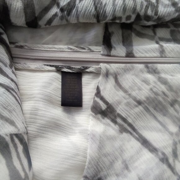 Rachel Roy SIGNATURE Silk Blouse - Picture 14 of 16